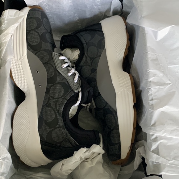 Coach C270 Tech Runner - Picture 6 of 16